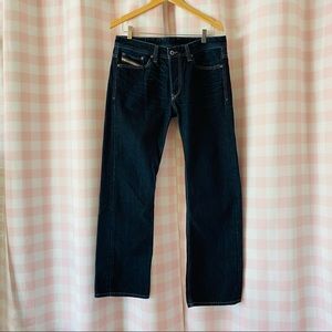 NWOT Men’s Diesel Jeans 32W 30L